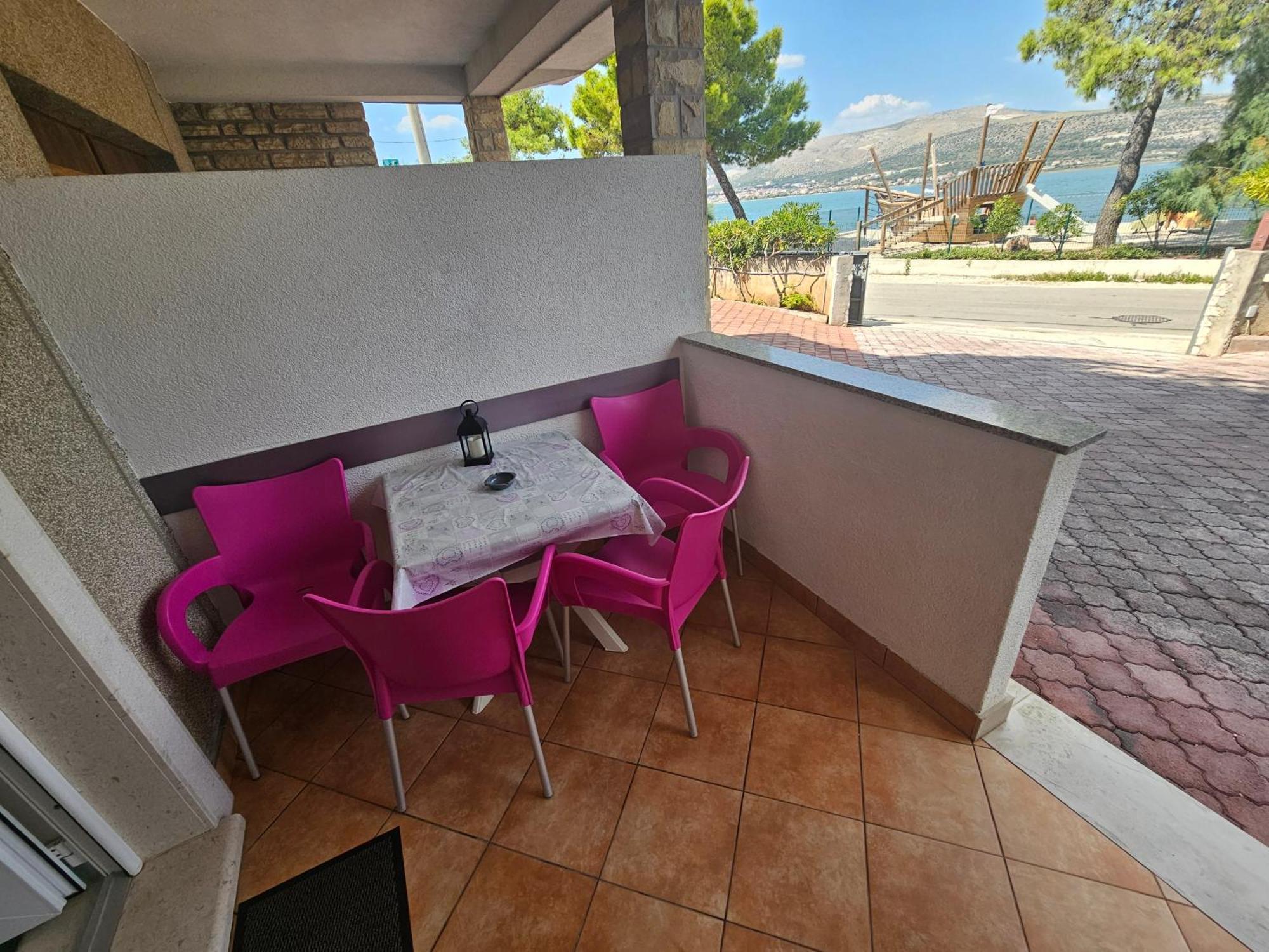 Apartment Nikica Trogir Exterior photo