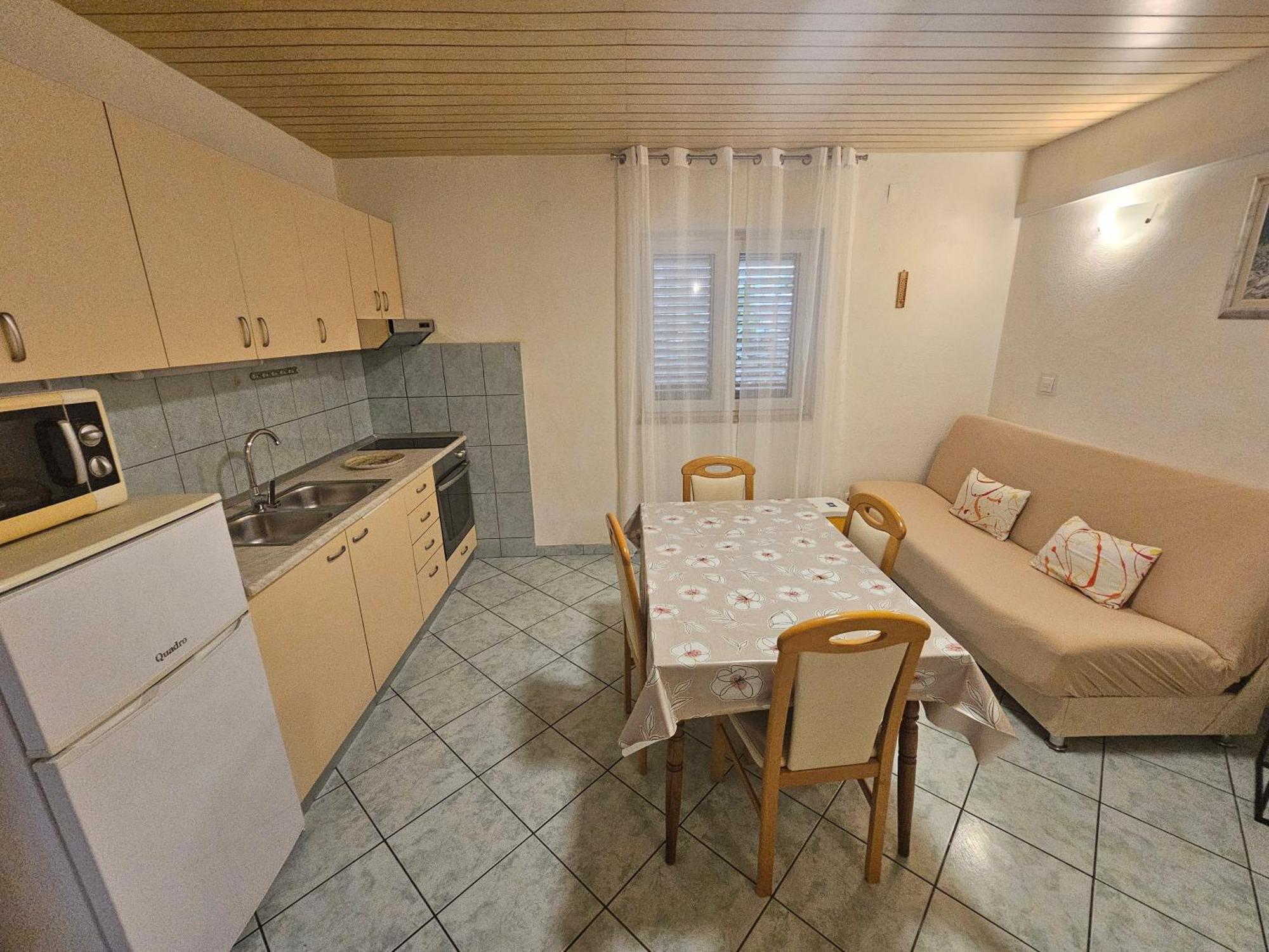 Apartment Nikica Trogir Room photo